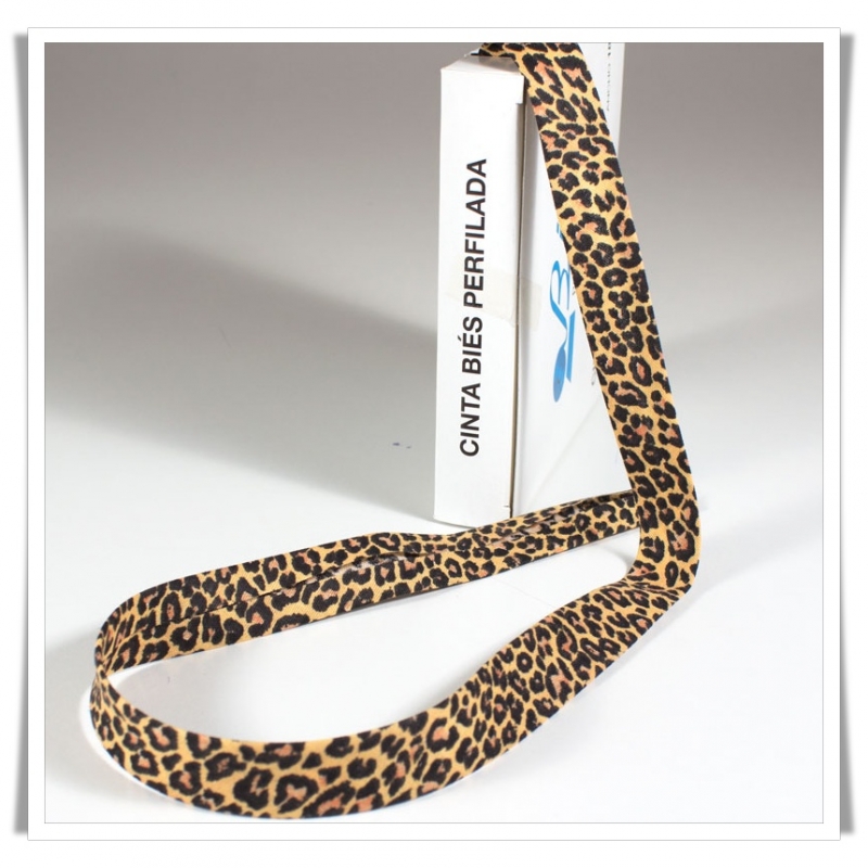 Bies estampado animal print leopardo