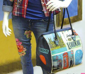 bolso fieltro estampado Londres