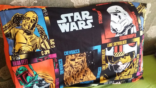 Funda de almohada con los protas de Star Wars