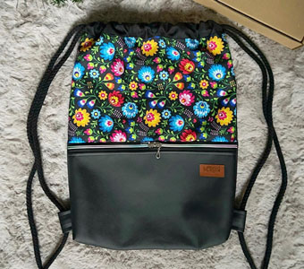 Mochila tela flores