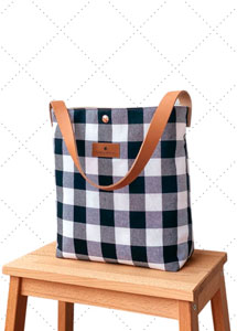 Bolsa con estampado cuadros