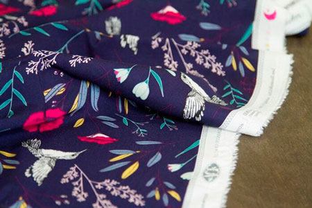 Detalle tela magical fauna