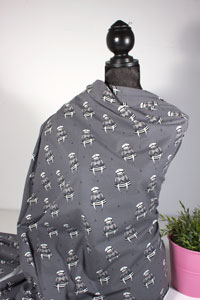 Tela jersey morsas sobre maniqui