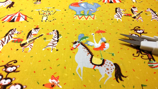 Tela magic circus detalle